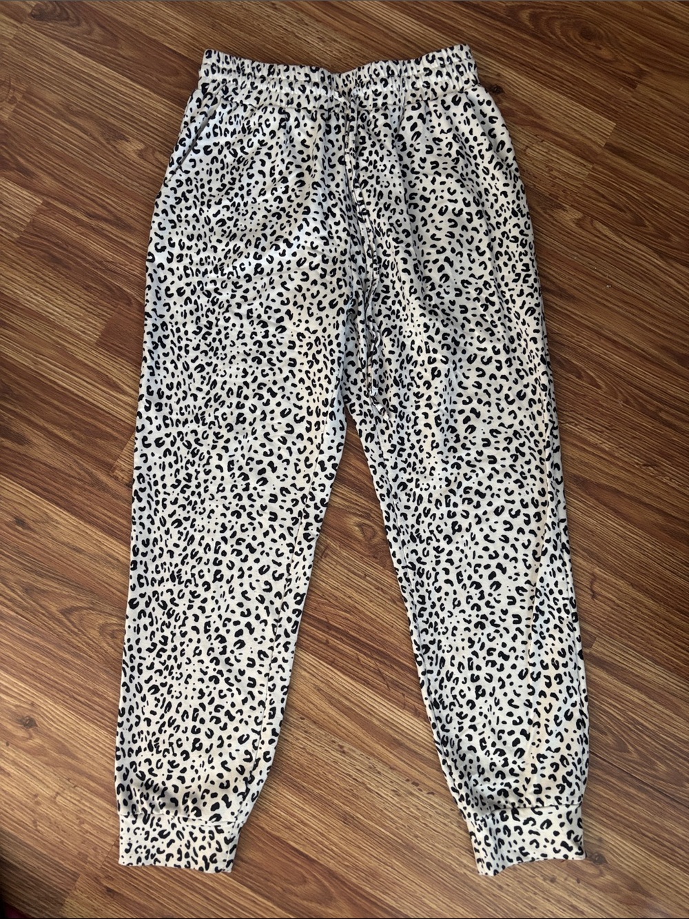 Leopard Print Jogger Pants - White/Black